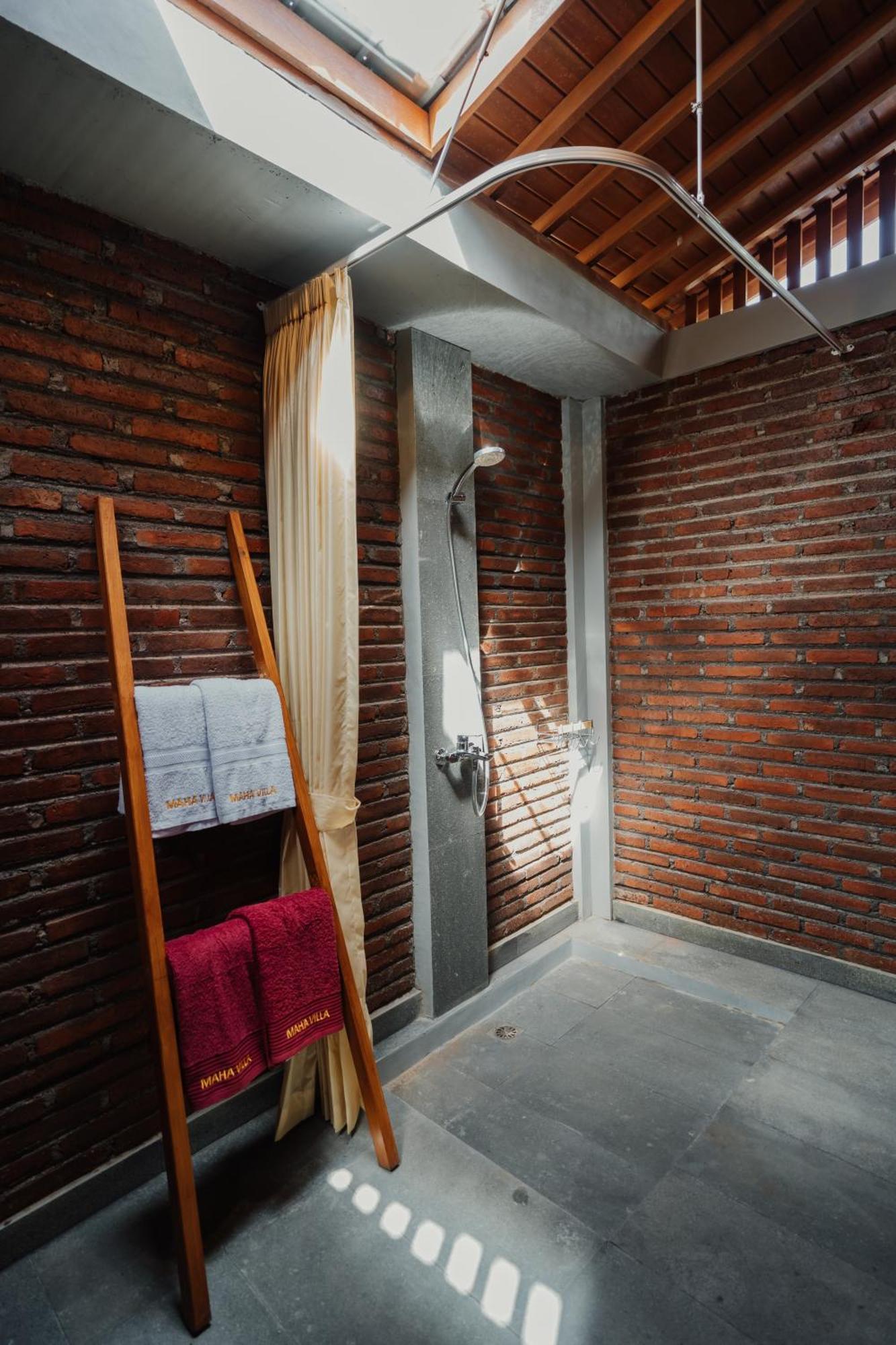 Maha Villa Kelating Krambitan Buitenkant foto