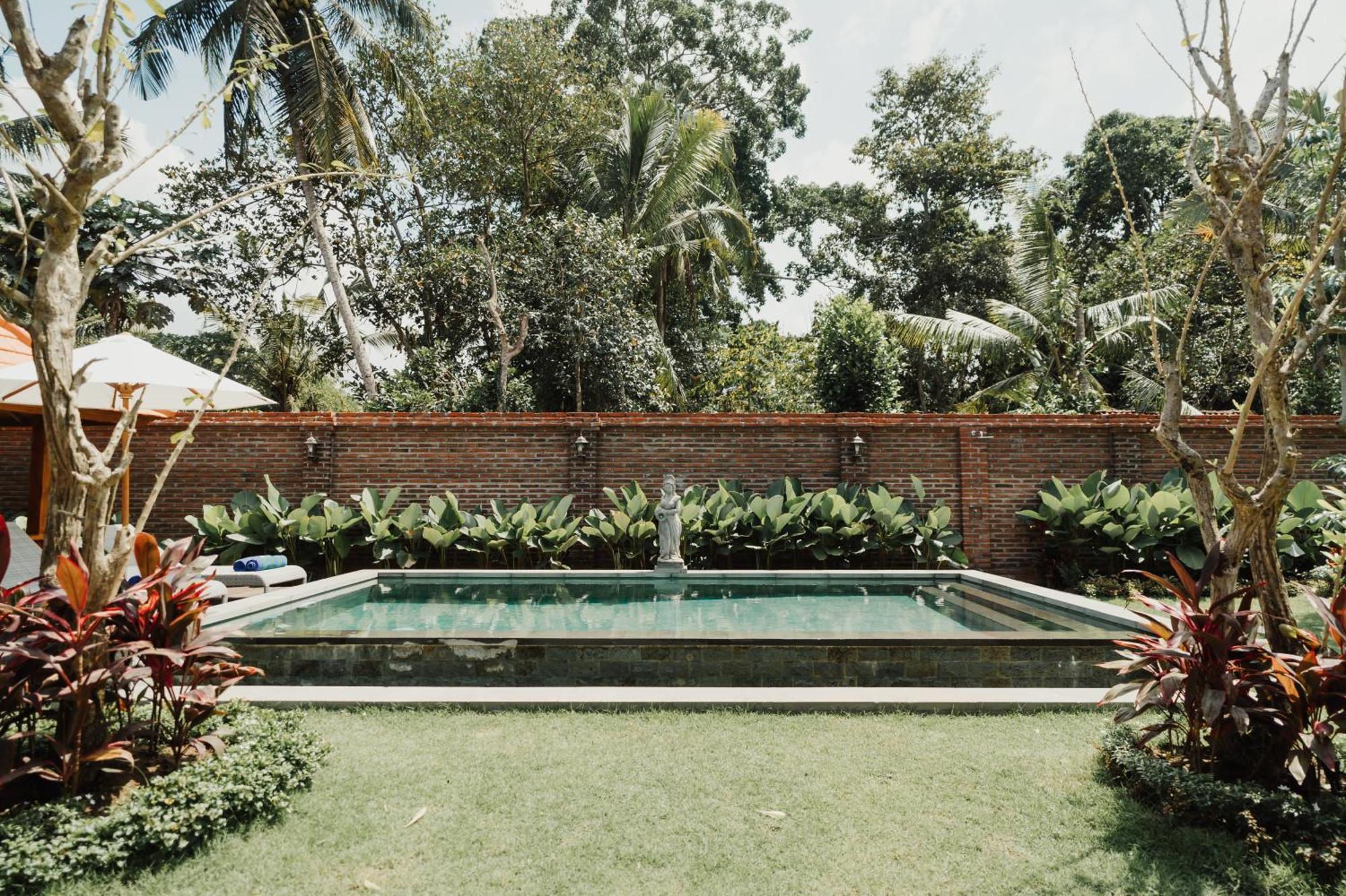 Maha Villa Kelating Krambitan Buitenkant foto